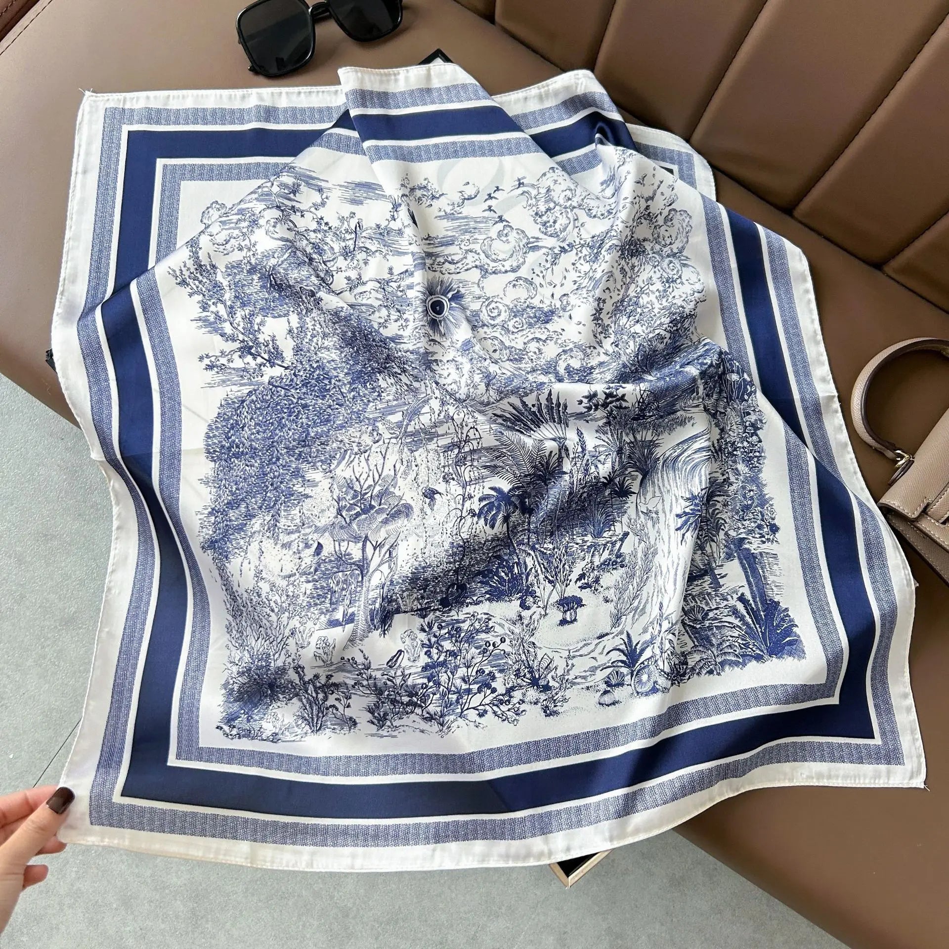70*70cm New Literary Fashionable Bandana Simulation Silk Temperament Square Scarves Women Spring/Summer Soft Satin Scarf
