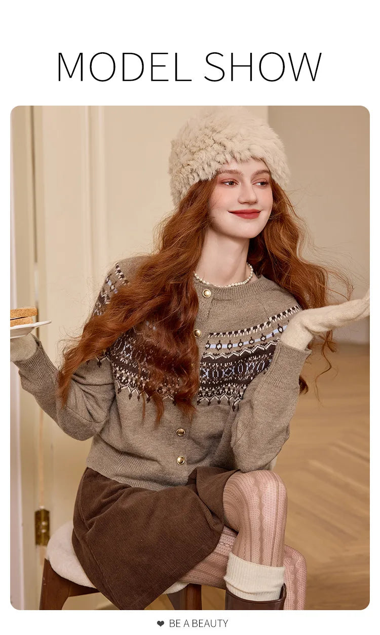 LOUIS YAO Jacquard Color Contrasting Cardigan 2025 Autumn/Winter Knitwear Christmas Day Casual Round Neck Women's Knitted Shirt