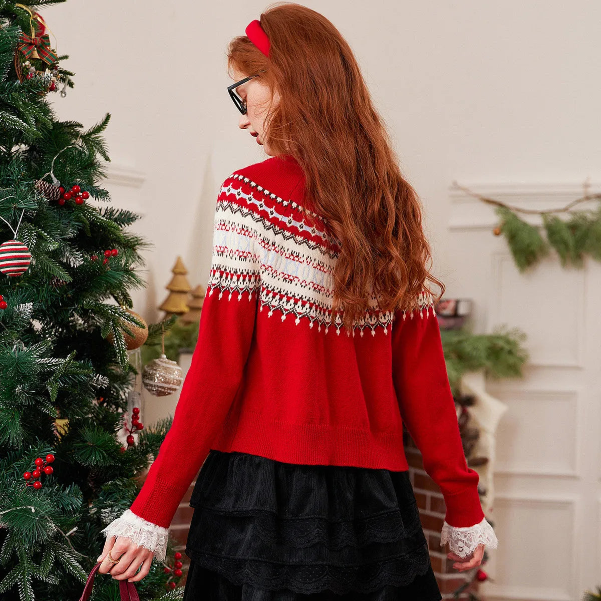 LOUIS YAO Jacquard Color Contrasting Cardigan 2025 Autumn/Winter Knitwear Christmas Day Casual Round Neck Women's Knitted Shirt