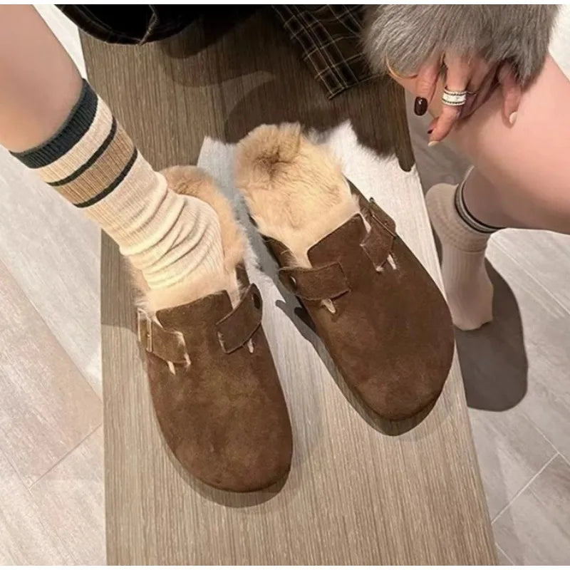 New Women Slippers Fur Flats Short Plush Mules Shoes Women Fashion Buckle Soft Sole Cotton Shoes Suede Home Warm Slippers Mules